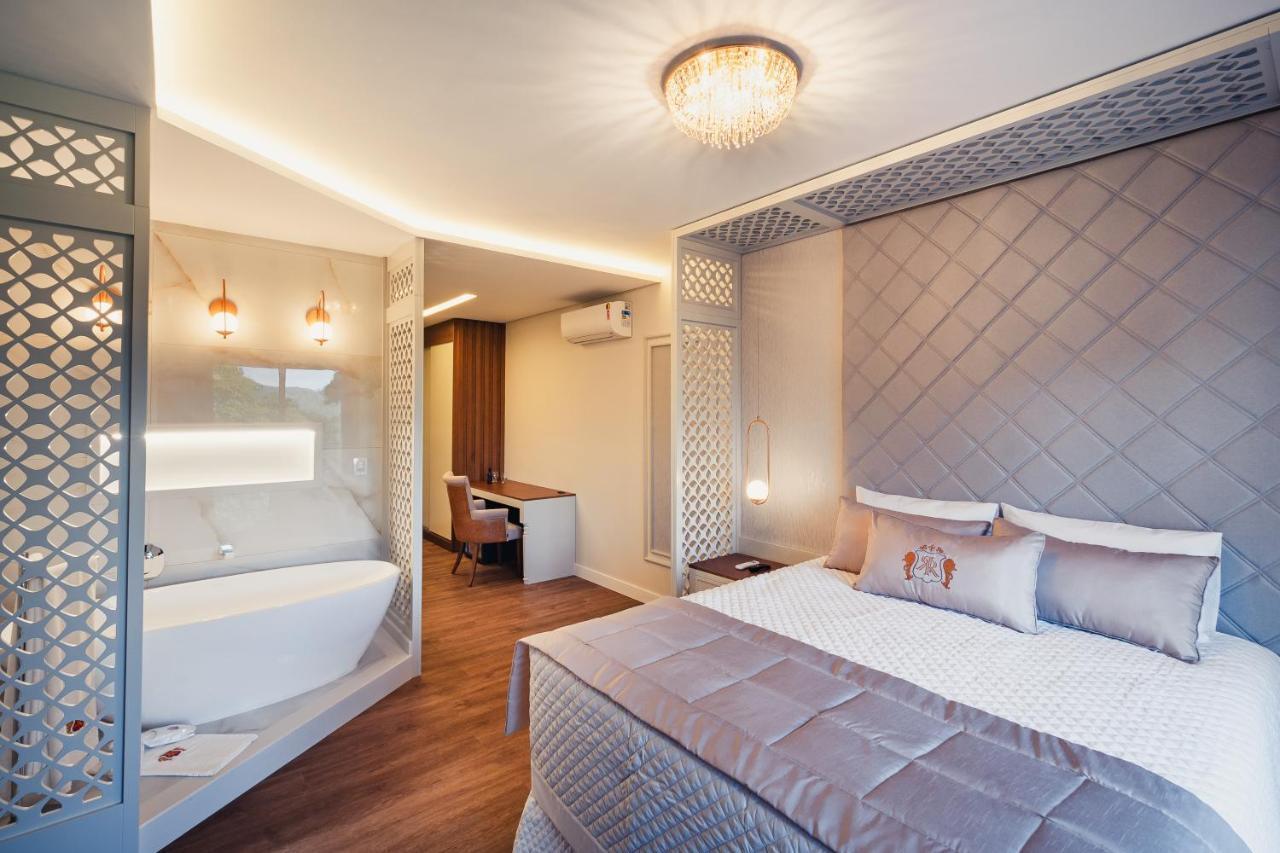 Hotel E Restaurante Giratorio Rf Vision - A Melhor Vista 360 De 그라마도 외부 사진